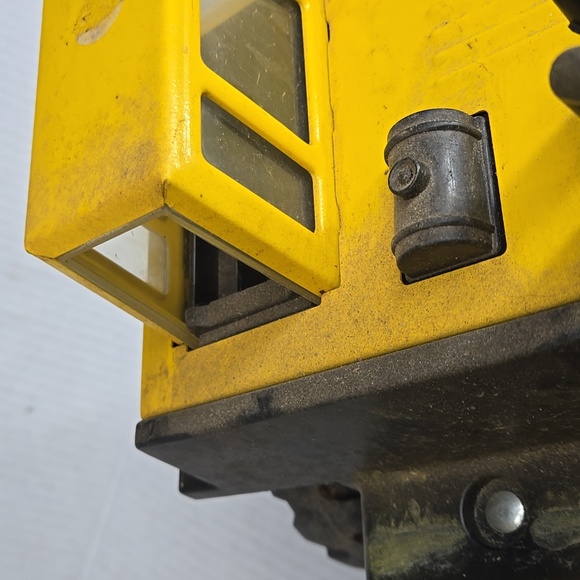 Tonka Classic Metal Turbo Diesel Yellow Dump Truck - Picture 15 of 16